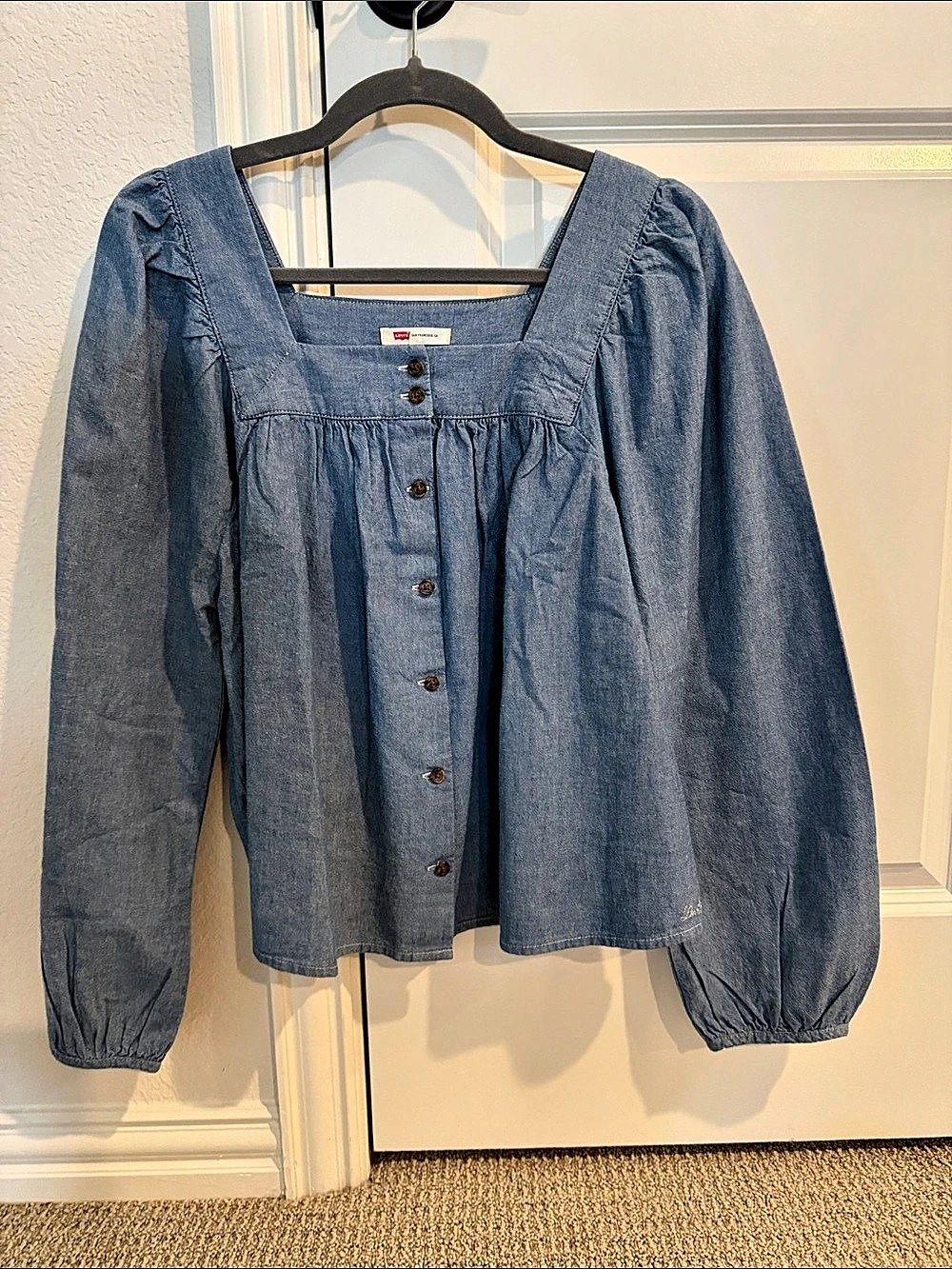 Levi's Women's Denim Square Neck Long Sleeve Blouse Large